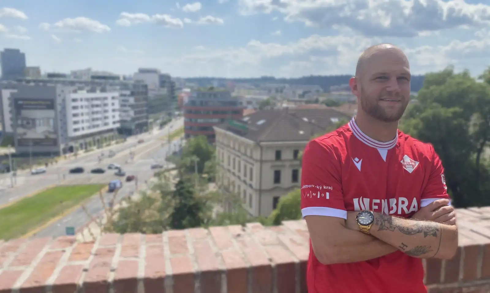 Co se děje v Brně: Top posila pro Helas - do nové sezony jde s Radimem Zárubou
