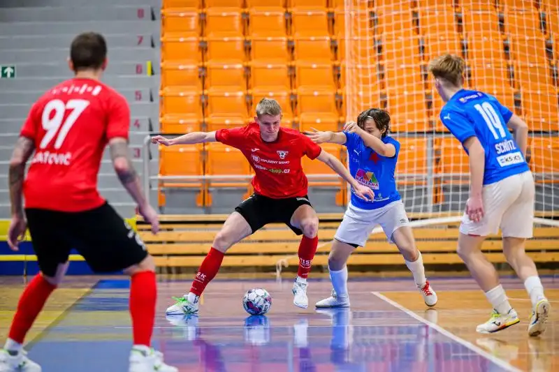 V dohrávce 19.kola porážíme Slavii Praha 5:0