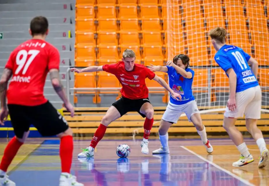 V dohrávce 19.kola porážíme Slavii Praha 5:0