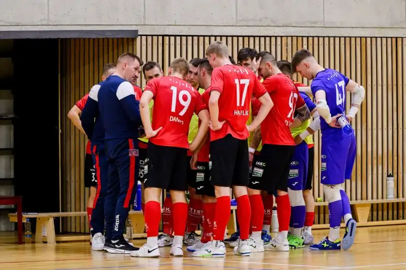 V brněnském derby vítězíme 4:0 a po základní části jsme pátí