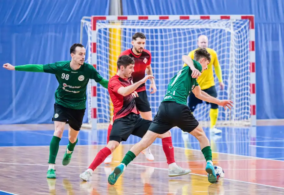 14. kolo | 2. Futsal liga | Helas Brno B - Žabinští Vlci Brno 5:1 (2:1)