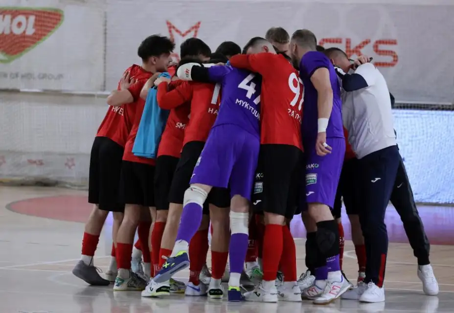 Po dramatickém utkání v Edenu postupujeme do semifinále Play off