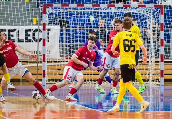 2. semifinále | 1. Futsal liga | Helas Brno - Interobal Plzeň 2:6 (0:4)