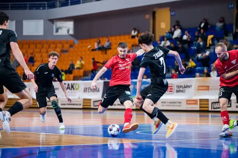Nejzbach nám zasadil minutu před koncem rozhodující úder