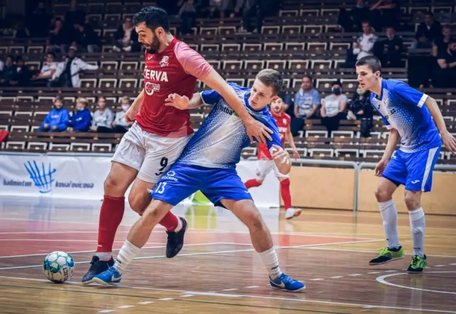 Svarog potvrdil roli favorita