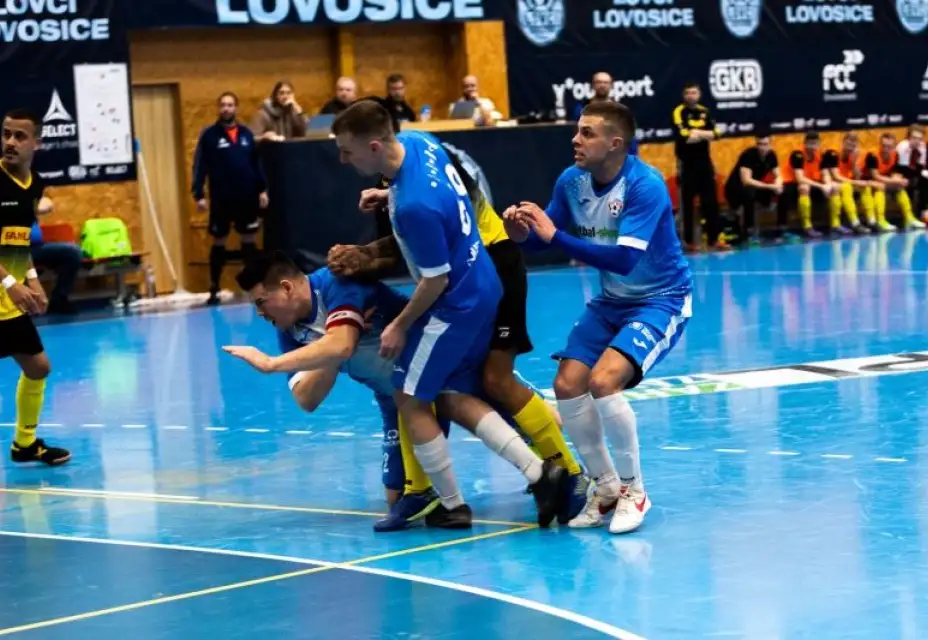 Před ligovou pauzou tři body z Lovosic