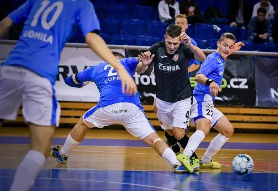 Srdnatý výkon na bod nestačil