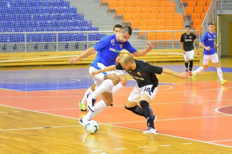 První domácí utkání rozhodl úvod zápasu