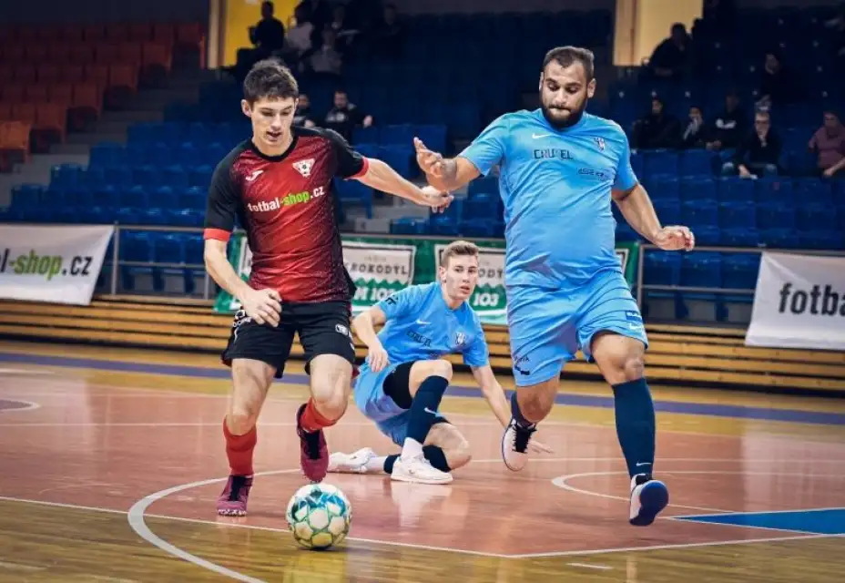 V důležitém souboji porážíme Mělník 7:5