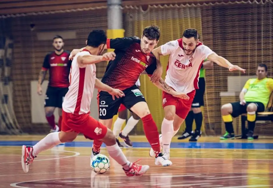 První domácí prohra s favoritem z Teplic